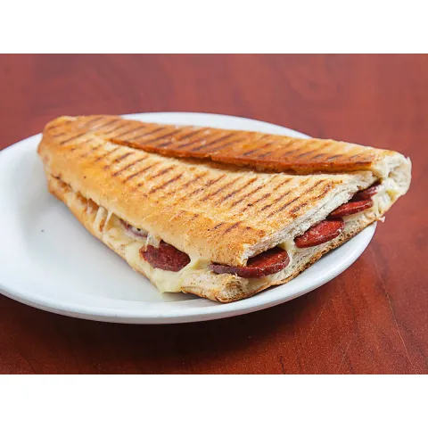 Sucuklu Tost